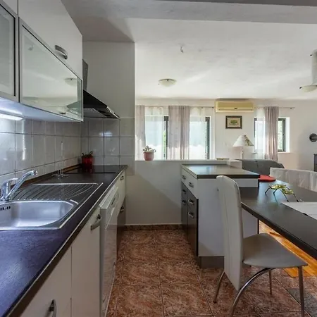 House With A Parking Space - 5523 Novi Vinodolski